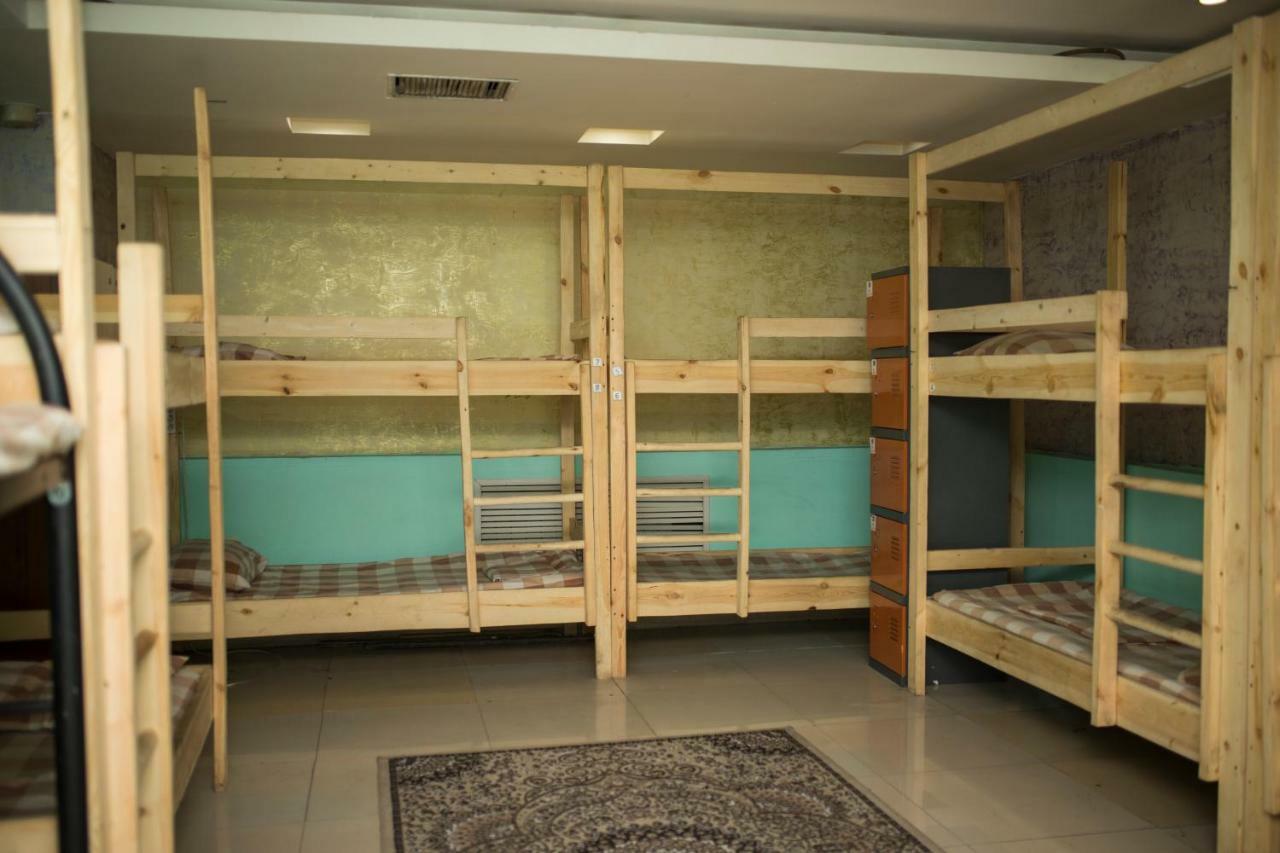 Asia Hostel Almaty Bagian luar foto